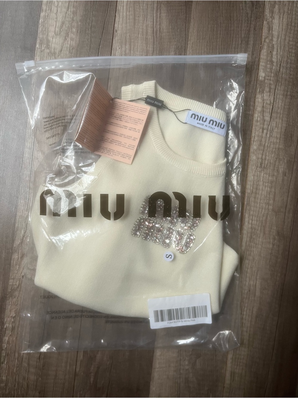 Miu Miu Cream Beaded Logo Sleeveless Knit Top - Picture 3 of 3